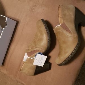 BRAND NEW ortholite booties